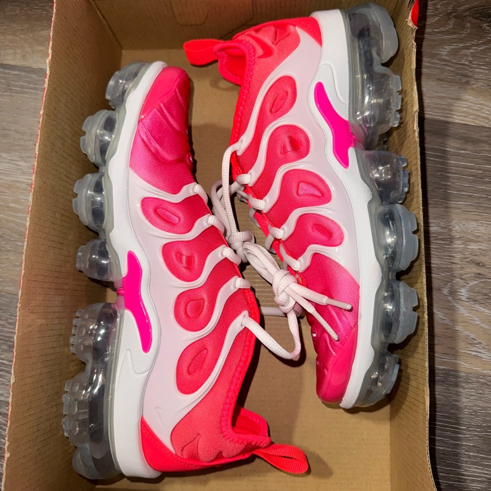 Women’s Nike Air Vapormax Plus Platinum Tint